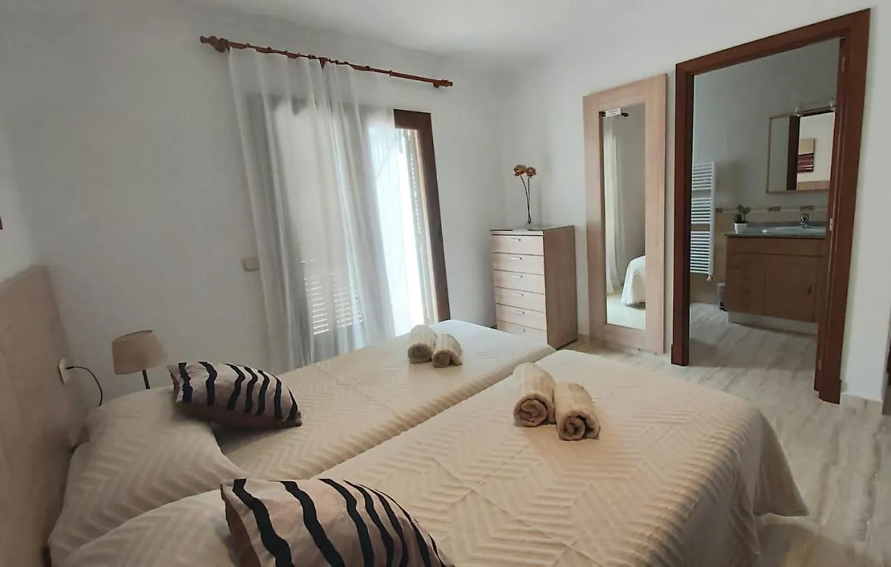 Villa Delfin Cala D´Or 0*,  España